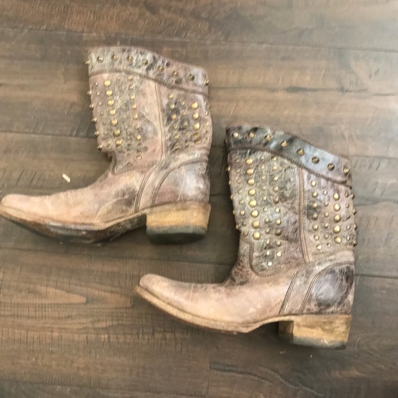 Corral Gold Studded Distressed Boots - Picture 2 of 7